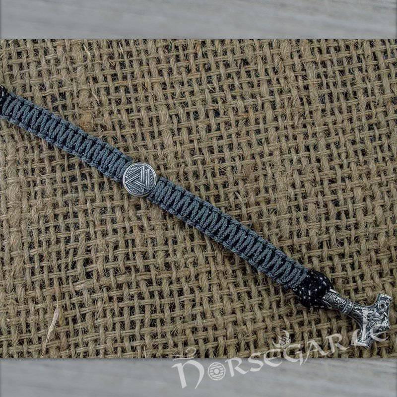 Handcrafted Dusky Paracord Bracelet with Mjölnir and Rune - Sterling Silver - Norsegarde