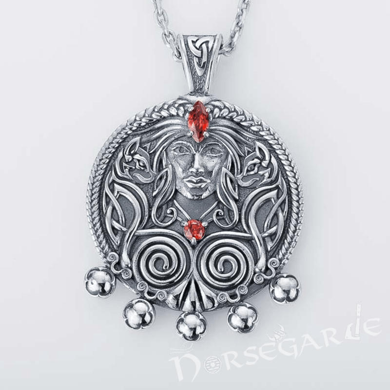 Handcrafted Freya's Wisdom Pendant - Sterling Silver - Norsegarde