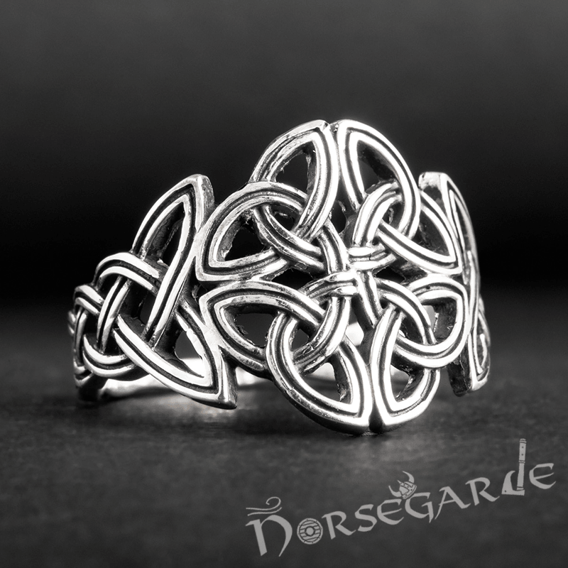 Handcrafted Large Celtic Knot Ring - Sterling Silver - Norsegarde