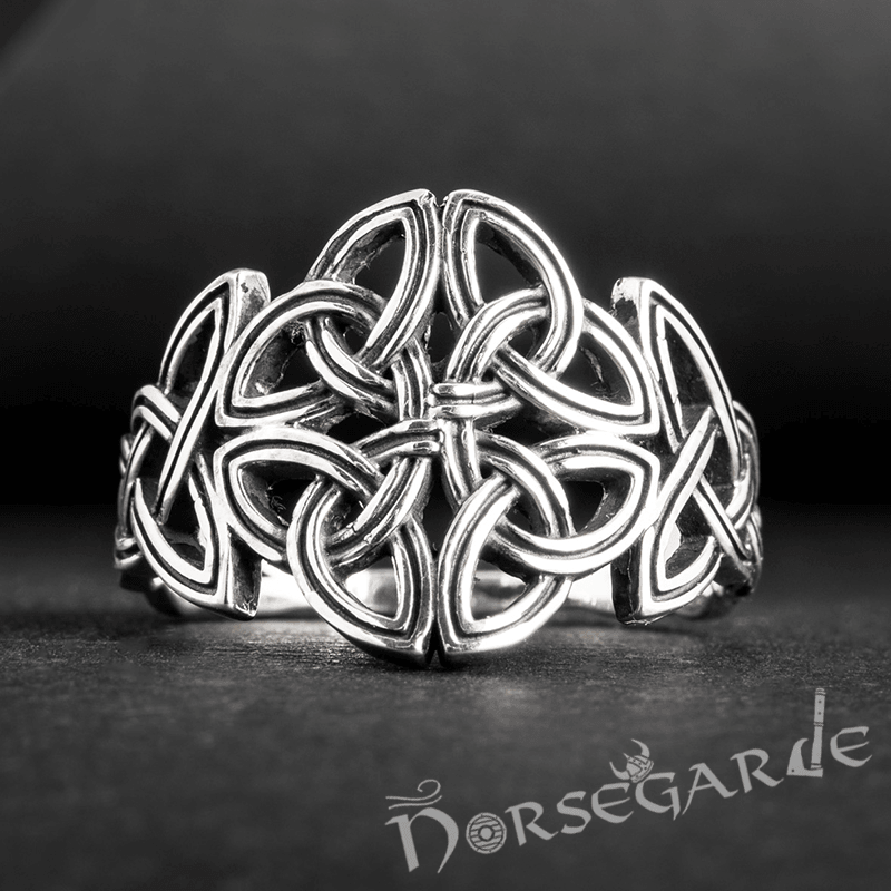 Handcrafted Large Celtic Knot Ring - Sterling Silver - Norsegarde