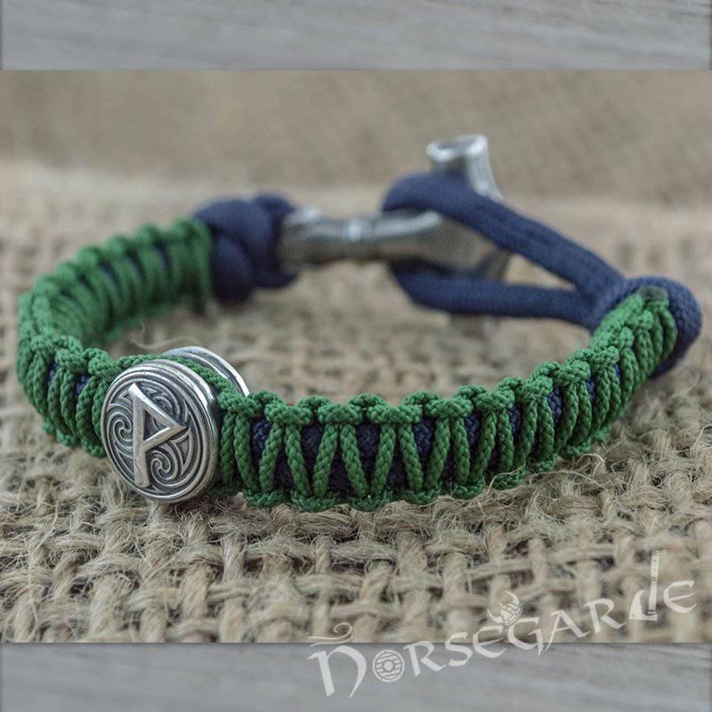 Handcrafted Lilypad Paracord Bracelet with Mjölnir and Rune - Sterling Silver - Norsegarde