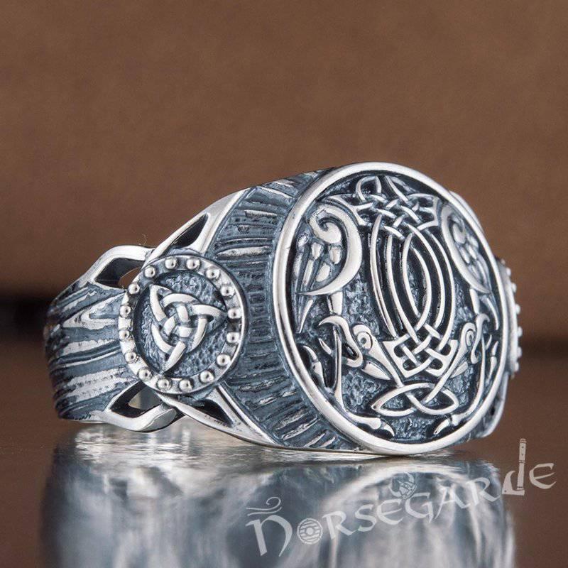 Handcrafted Ravens Druid Signet Ring - Sterling Silver - Norsegarde