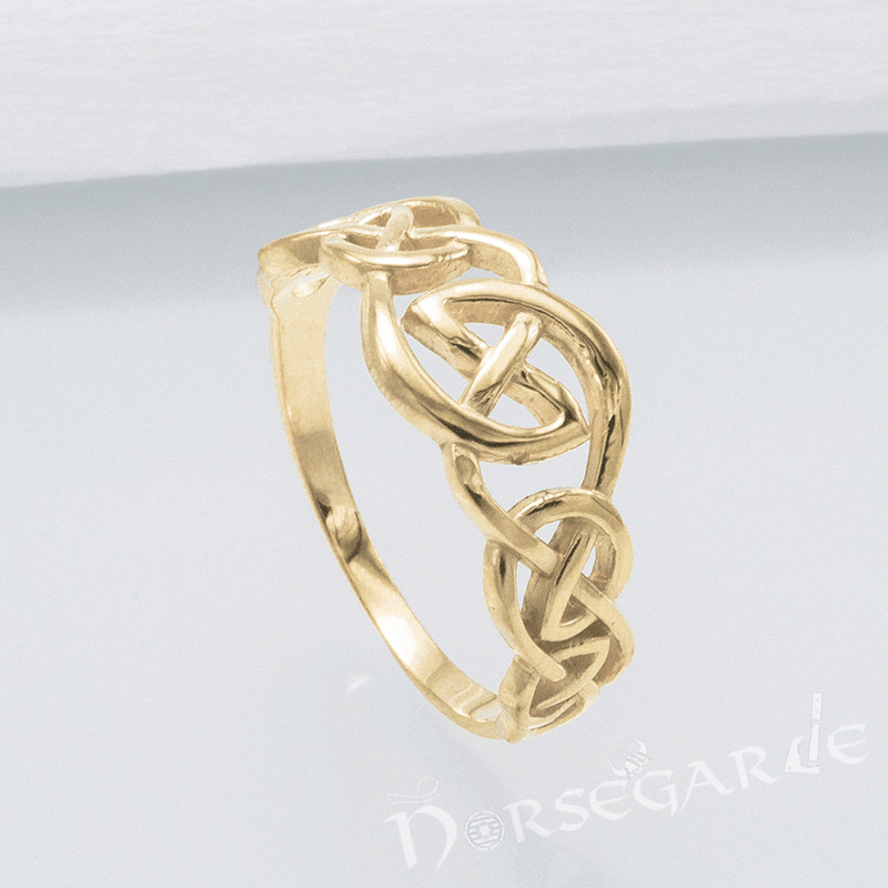 Handcrafted Small Celtic Knot Ring - Gold - Norsegarde