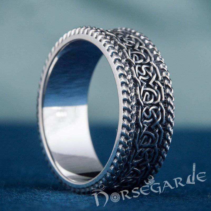 Handcrafted Twisted Knot Band - Sterling Silver - Norsegarde