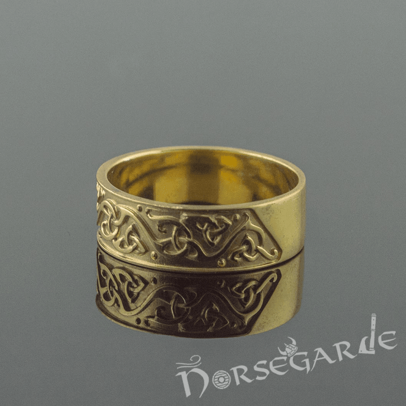 Handcrafted Urnes Art Ornamental Band - Gold - Norsegarde