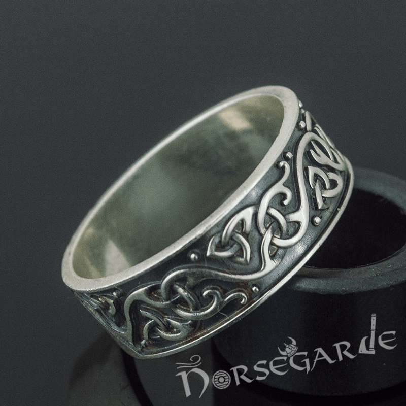 Handcrafted Urnes Inspired Decoration Band - Sterling Silver - Norsegarde