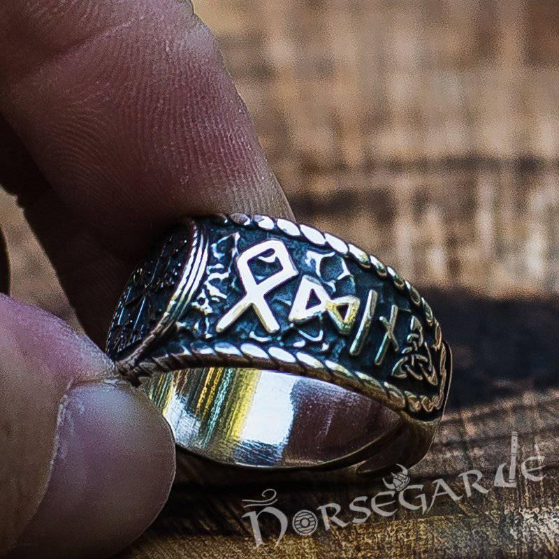 Handcrafted Vegvisir Runic Signet Ring - Sterling Silver - Norsegarde