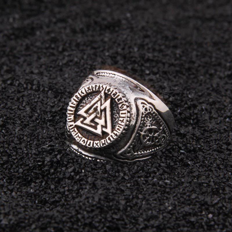 Odin's Rune Valknut Signet Ring - Sterling Silver - Norsegarde