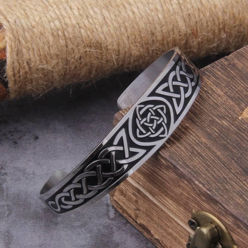 Ornamented Celtic Braid Bangle - Stainless Steel - Norsegarde